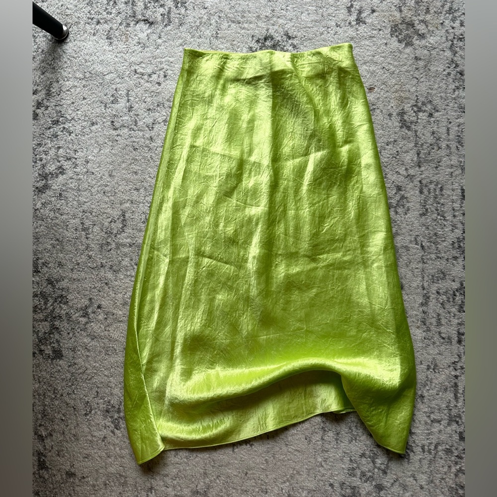 Silky Babaton midi skirt